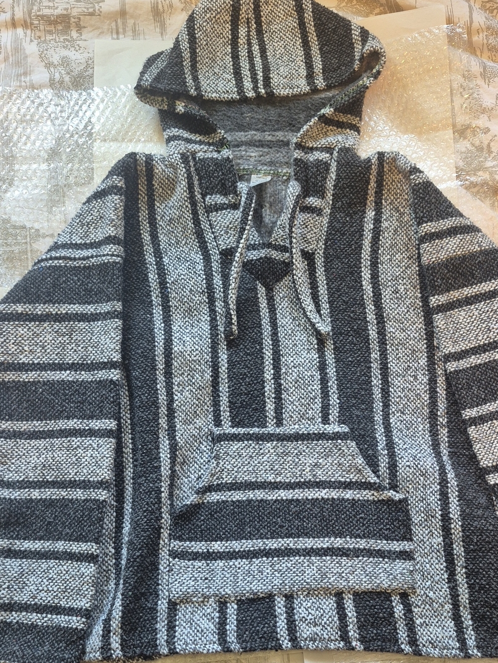 Art-Maz Vintage Mexican Baja Hoodie Striped Gray/White Size M